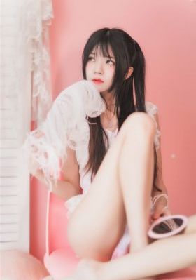 午夜插嫰逼福利院_720免费高清观看